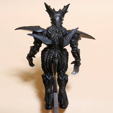 Ultraman Alien Neo Baltan 7" Figure – Ultra Monster 2001 Kaiju Vinyl (Pre-Owned)