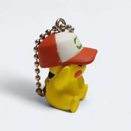 Pokemon Pikachu with Ash's Hat 1.5" Keychain – Charm (Bandai 2017, Pre-Owned)