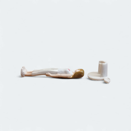 Rare 1/36 Momoko Doll White Outfit with Stand – 1.75" Figure (Pre-Owned)