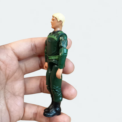 GI Joe Infantry Division V5 – 3.75" Figure w Damaged Arm (Hasbro 2005, Pre-Owned)