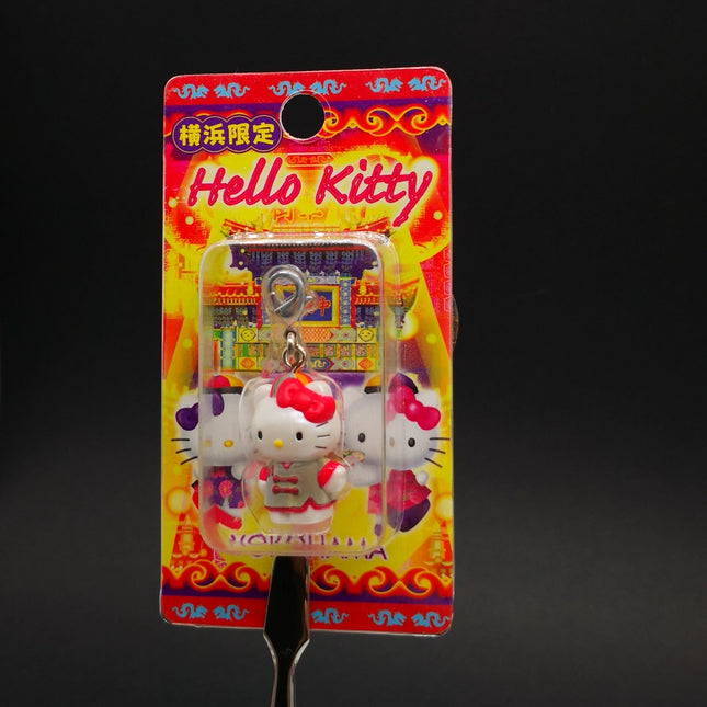 Sanrio Hello Kitty in Chinese Costume – 1" Yokohama Keychain (Pre-Owned)