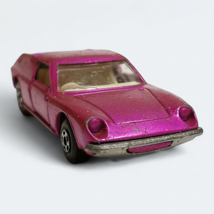 Matchbox Lesney No.5 Lotus Europa Purple – Diecast Model (1969, Pre-Owned)