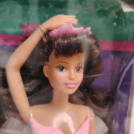 Hasbro Sindy Ballerina Pirouette – Danseuse Etoile 1995 (Pre-Owned)