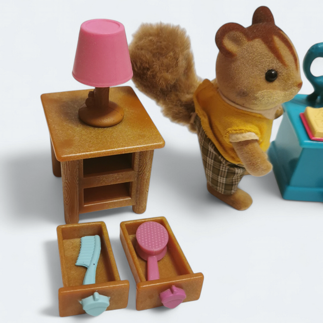 Dollhouse Bedroom Night Stand & Toy Chest – Lil’ Woodzeez (Pre-Owned)