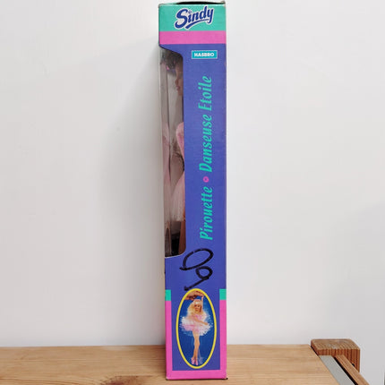 Hasbro Sindy Ballerina Pirouette – Danseuse Etoile 1995 (Pre-Owned)