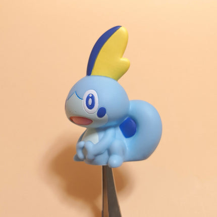 TOMY Pokemon Sobble Funifuni PVC 2.5" Mini Figure – Gashapon (Pre-Owned)