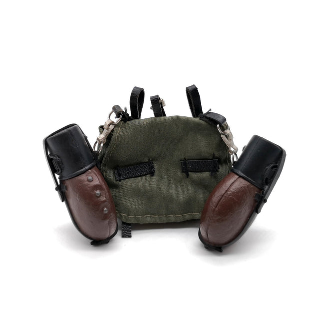 1/6 Scale WW2 German M31 Bread Bag & 2 Canteen – for 12" Figure (Pre-Owned)