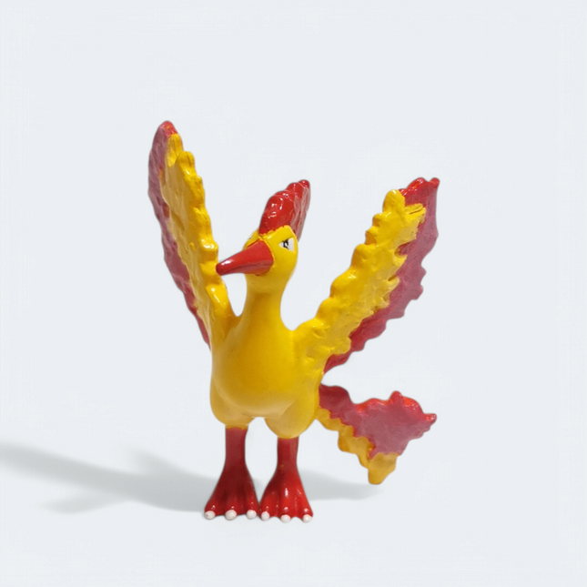 TOMY Pokemon Moltres CG 2" Mini Figure – Vintage (Pre-Owned)