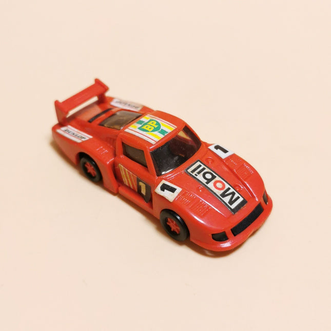 Vintage Kinder 1991 Porsche 935 Red – HO Scale 1/87 Plastic Car (Pre-Owned)