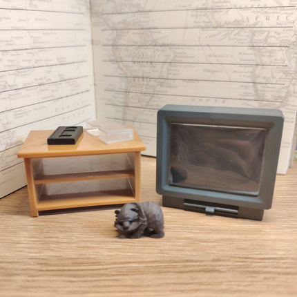 Re-Ment Miniature Retro TV & VCR 1.75" – 80’s Nostalgic Home (Pre-Owned)