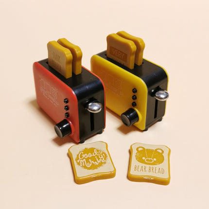 Pop-Up Toaster with Bread 2" Miniatures – Lot of 2 Dollhouse Food (Pre-Owned)
